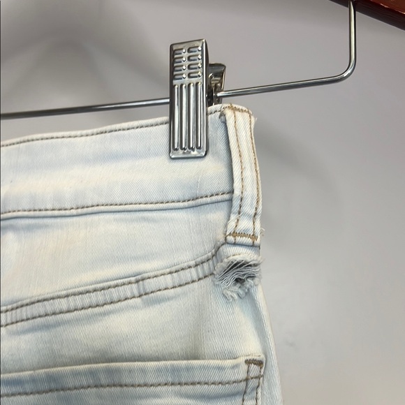 SO Light Blue Skinny Jeans - Picture 9 of 9